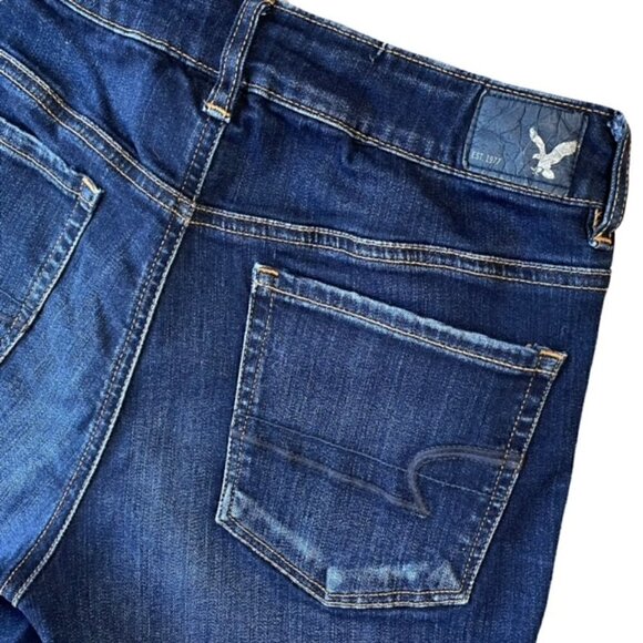 AMERICAN EAGLE Hi-Rise Shortie Super Stretch Rolled Hem Jean Shorts - Size 6 - Picture 3 of 6